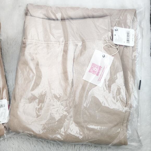 NEW FP Movement Hatch Maternity Set Sweatshirt Sweatpants Sand M Two Piece - Picture 6 of 11